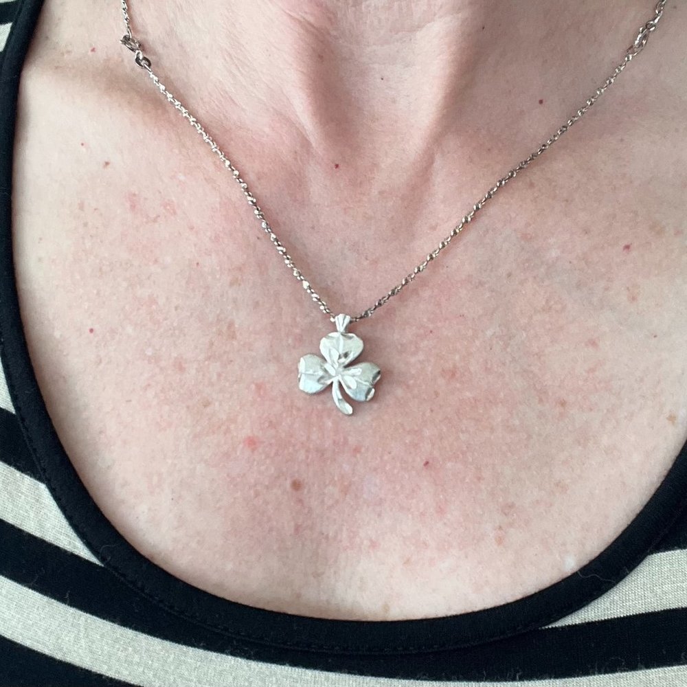 Silver Clover lucky charm - Picture 3 of 4